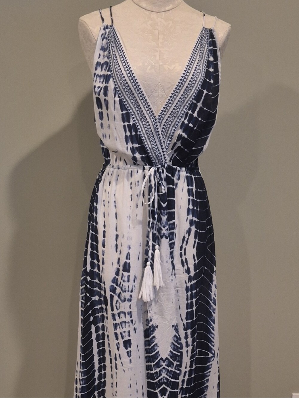 VENUS Navy and White Printed Maxi Dress
